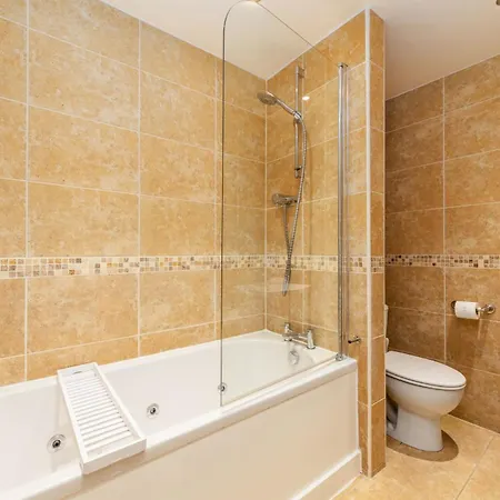 Wheatlands Lodge-Windermere - Guest House Of The Year 2024 - Adult Only - Free Car Park Extérieur photo