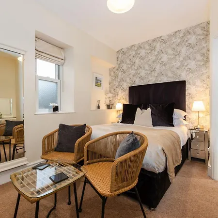 Wheatlands Lodge-Windermere - Guest House Of The Year 2024 - Adult Only - Free Car Park Extérieur photo