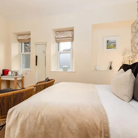 Wheatlands Lodge-Windermere - Guest House Of The Year 2024 - Adult Only - Free Car Park Extérieur photo