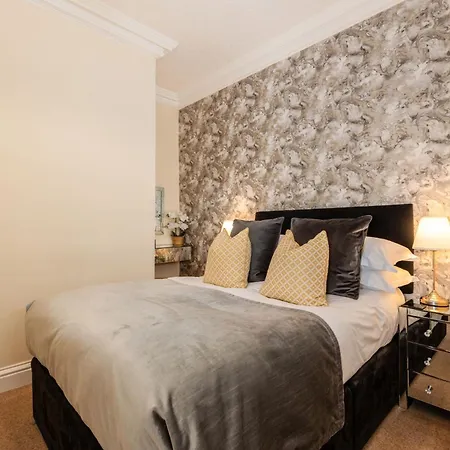 Wheatlands Lodge-Windermere - Guest House Of The Year 2024 - Adult Only - Free Car Park Extérieur photo